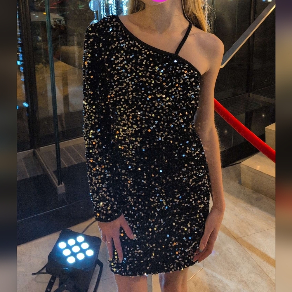 Girl's elegant Black Sequin One-Shoulder Party Holiday Christmas Dress